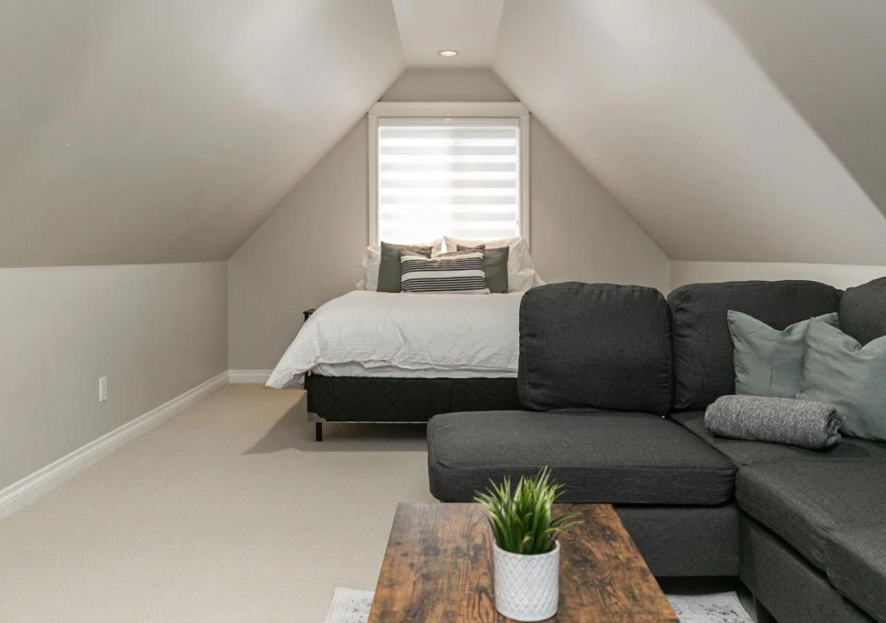 Bellamy Manor Large Home With 5Beds! In Langford Victoria Extérieur photo