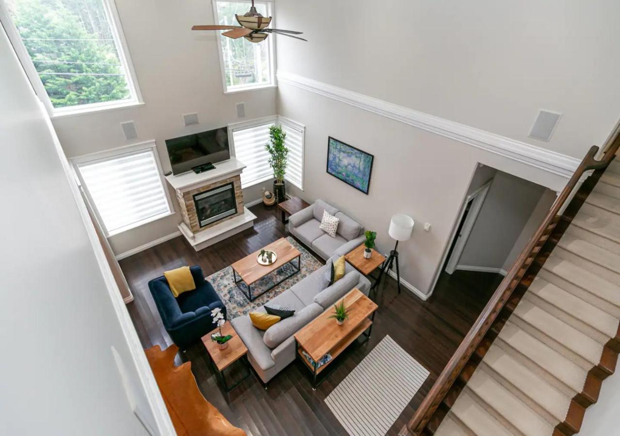 Bellamy Manor Large Home With 5Beds! In Langford Victoria Extérieur photo