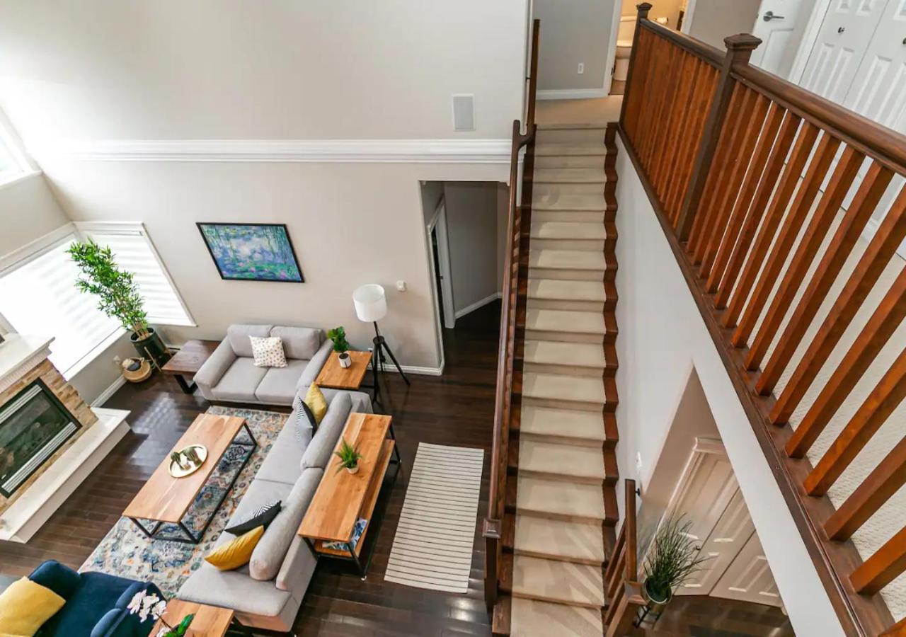 Bellamy Manor Large Home With 5Beds! In Langford Victoria Extérieur photo